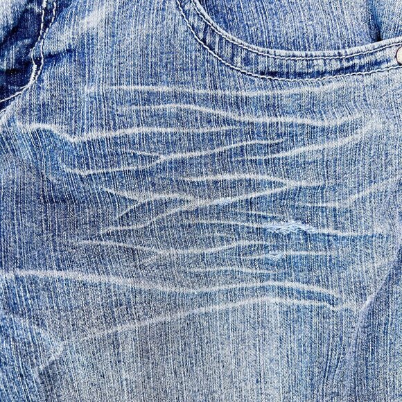 Rewind Bermuda Denim Shorts | Medium Blue Wash | Distressed | Size 5 | Y2K - Picture 9 of 15